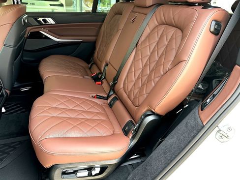 New 2026 BMW X7 xDrive40i image 15