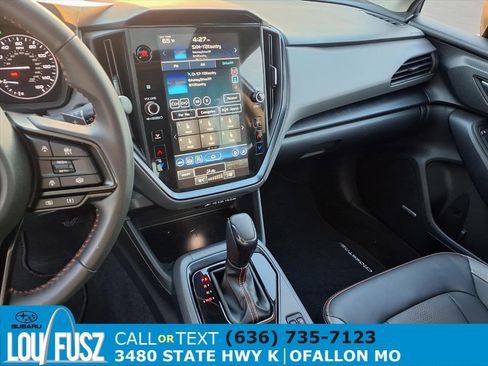 Certified 2025 Subaru Crosstrek 2.5i Limited w/ Crosstrek Mirror Package image 5