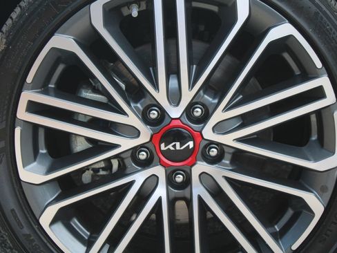 Certified 2023 Kia Forte GT w/ GT2 Package FWD image 17