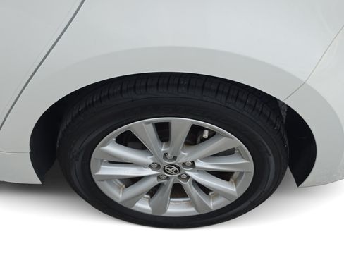 Used 2024 Toyota Corolla SE FWD image 10