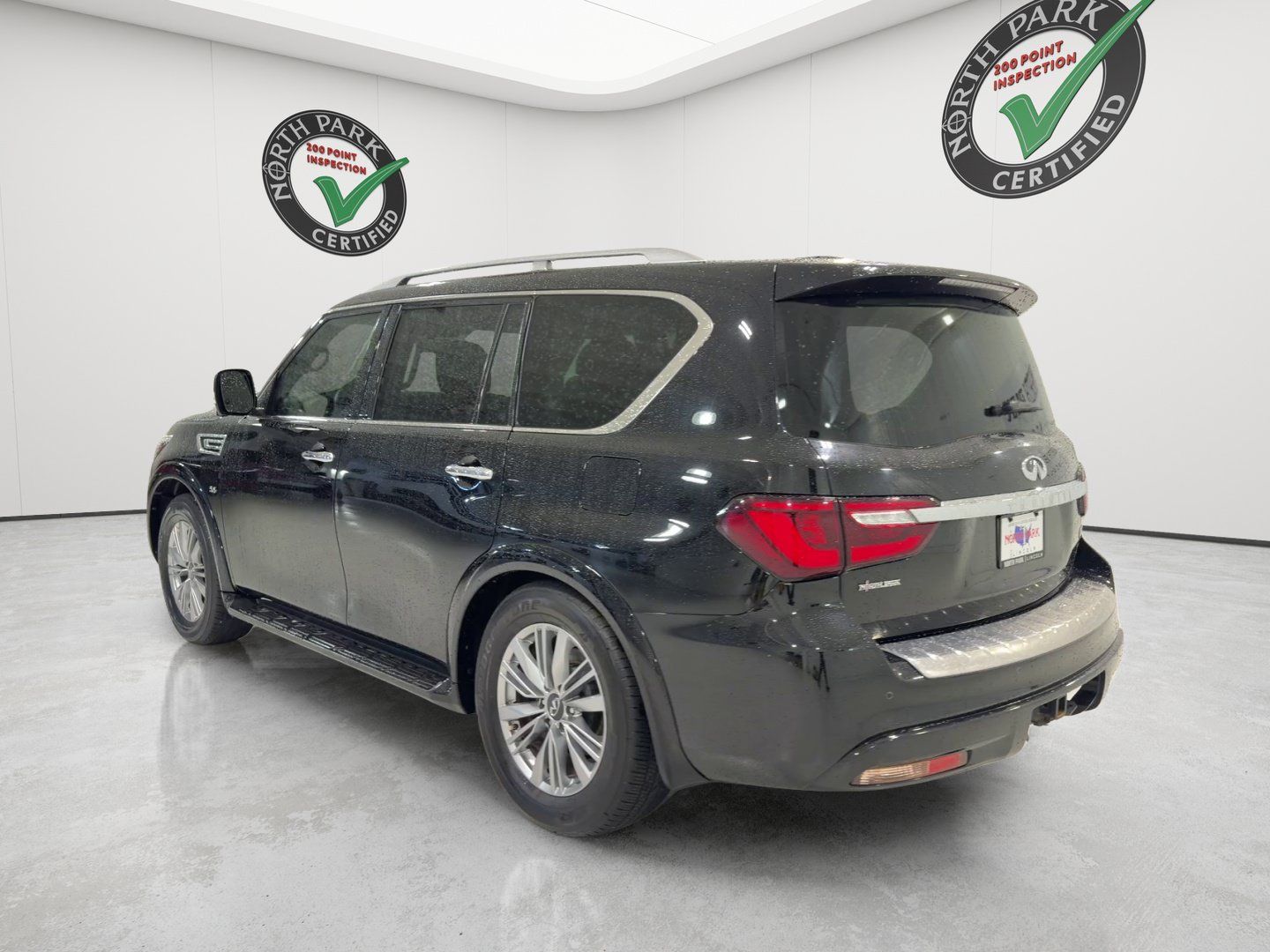 Used 2020 INFINITI QX80 Luxe w/ Proassist Package RWD image 3
