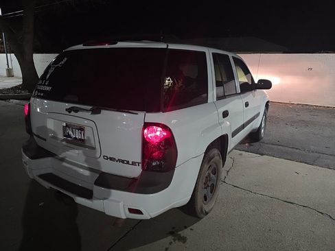 Used 2004 Chevrolet TrailBlazer LS w/ LS Preferred Equipment Group image 5