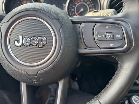 Used 2021 Jeep Wrangler Unlimited Sport w/ Sun And Sound Package AWD/4WD image 28