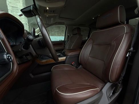 Used 2018 Chevrolet Silverado 1500 High Country AWD/4WD image 6
