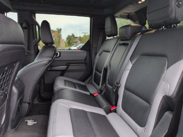 Certified 2024 Ford Bronco Black Diamond w/ Sasquatch Package AWD/4WD image 23