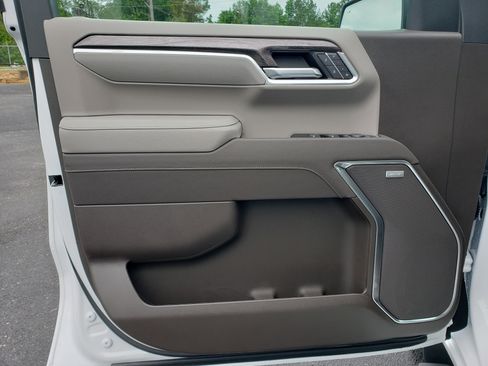 New 2026 Chevrolet Silverado 1500 LTZ w/ LTZ Convenience Package II AWD/4WD image 10