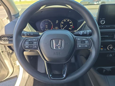Certified 2024 Honda HR-V LX image 22