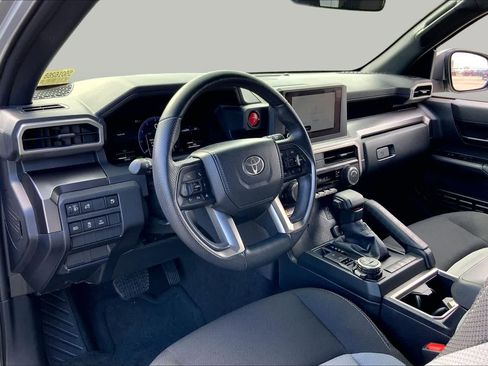 Used 2025 Toyota 4Runner TRD Off-Road AWD/4WD image 17