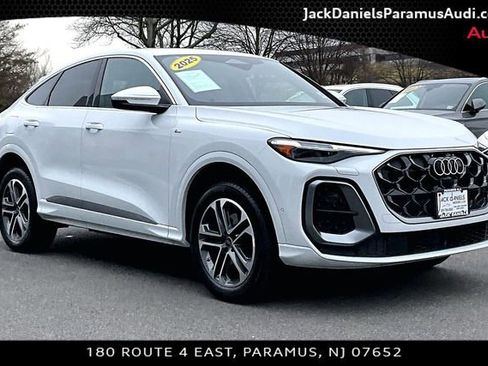Used 2025 Audi Q5 Premium Plus w/ Premium Plus image 9
