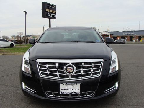 Used 2014 Cadillac XTS Premium AWD/4WD image 2
