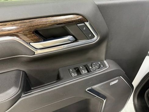 Used 2023 GMC Sierra 1500 Elevation w/ Elevation Premium Package image 17