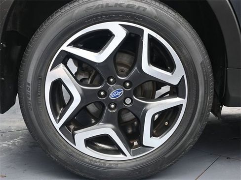 Used 2019 Subaru Crosstrek 2.0i Limited w/ Moonroof Package w/Navigation image 9