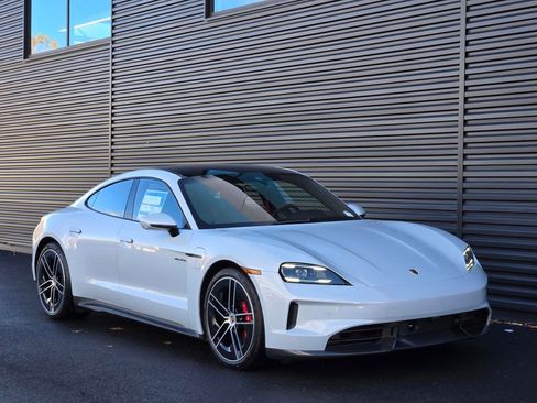 New 2026 Porsche Taycan GTS image 9