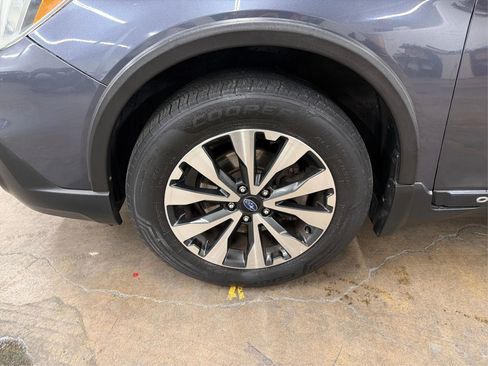 Used 2015 Subaru Outback 2.5i Limited AWD/4WD image 44