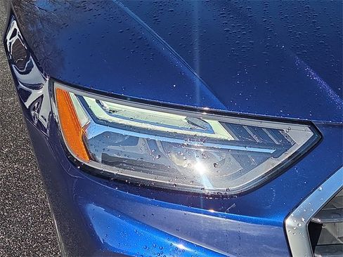 Used 2021 Audi Q5 2.0T Premium Plus w/ Premium Plus Package image 9