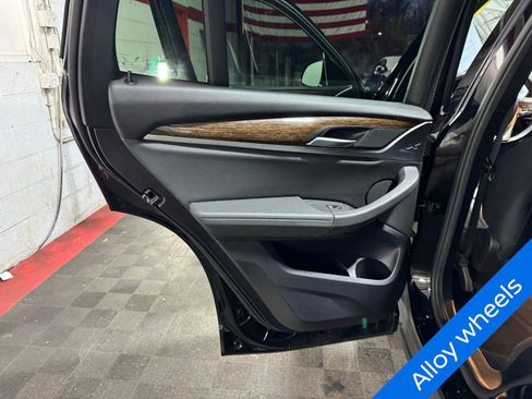 Used 2019 BMW X3 sDrive30i w/ Driving Assistance Package image 10