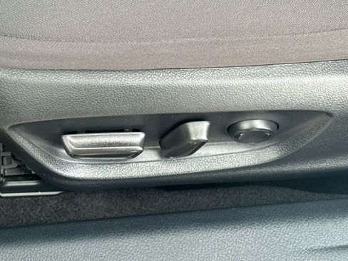 Used 2023 Toyota Camry LE image 46