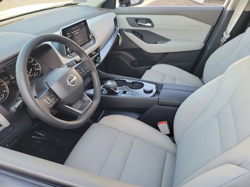 New 2026 Nissan Rogue Dark Armor AWD/4WD image 3