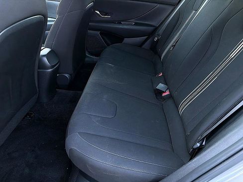 Used 2022 Hyundai Elantra Blue w/ Preferred Accessory Package FWD image 8