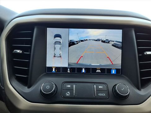 Used 2022 GMC Acadia Denali w/ Denali Technology Package image 21