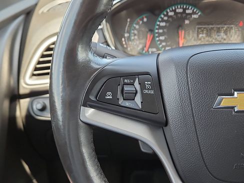 Used 2022 Chevrolet Trax LT w/ Driver Confidence Package AWD/4WD image 18