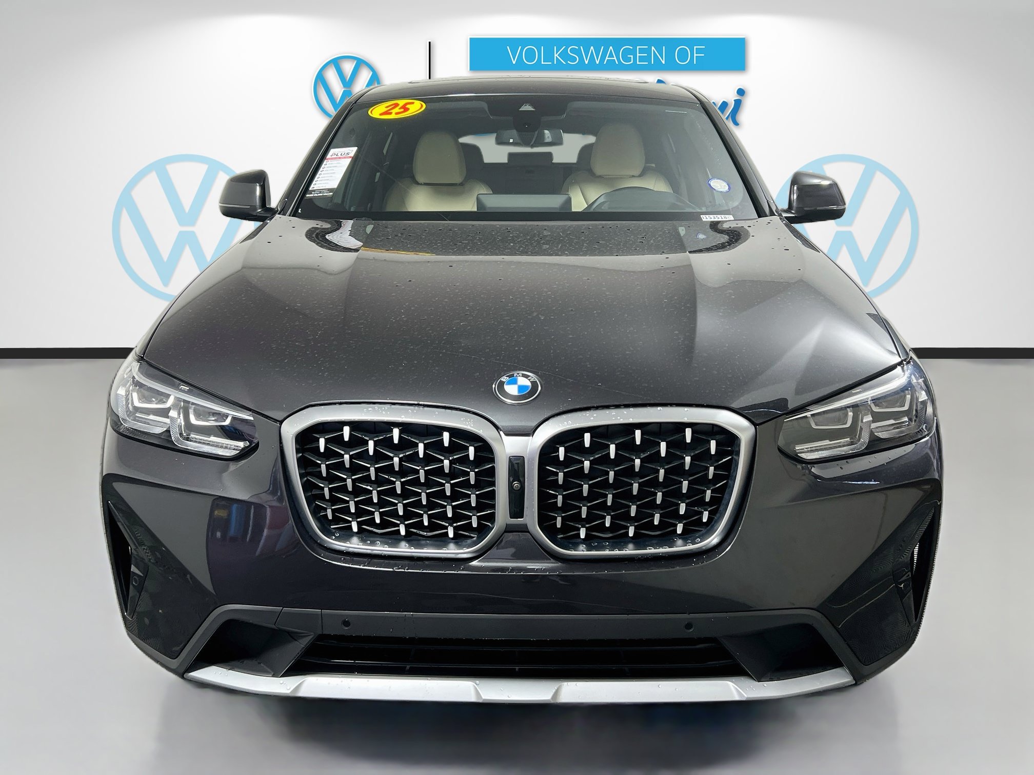 Used 2025 BMW X4 xDrive30i AWD/4WD image 27