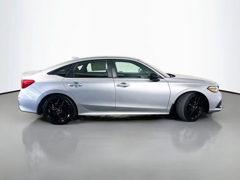 Used 2024 Honda Civic Sport image 9