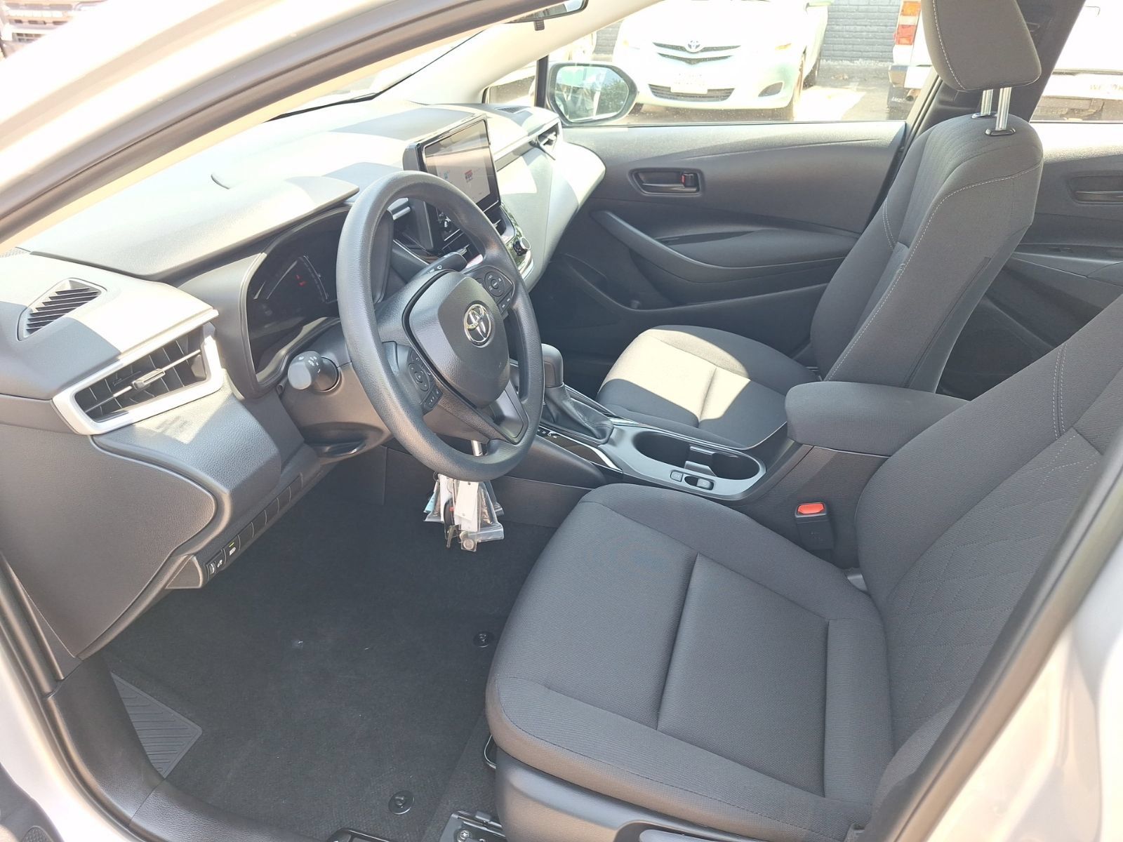 Used 2026 Toyota Corolla LE FWD image 15