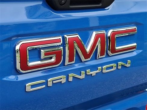 New 2025 GMC Canyon Elevation image 18
