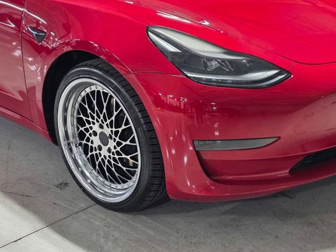 Used 2023 Tesla Model 3 Standard Range RWD image 9