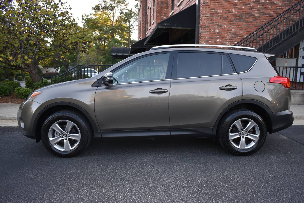 Used 2015 Toyota RAV4 XLE FWD image 4