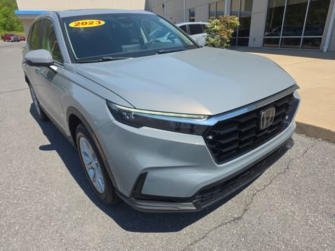 Used 2023 Honda CR-V EX image 3