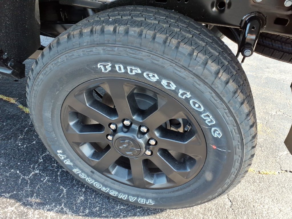 New 2026 RAM 2500 Laramie AWD/4WD image 5