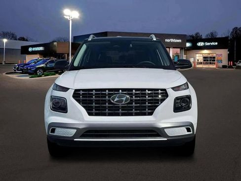 New 2026 Hyundai Venue SEL image 12