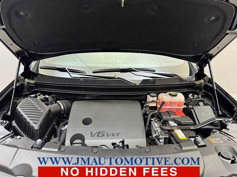 Used 2024 Chevrolet Traverse RS AWD/4WD image 10