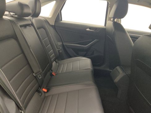 Used 2024 Volkswagen Jetta SE FWD image 19