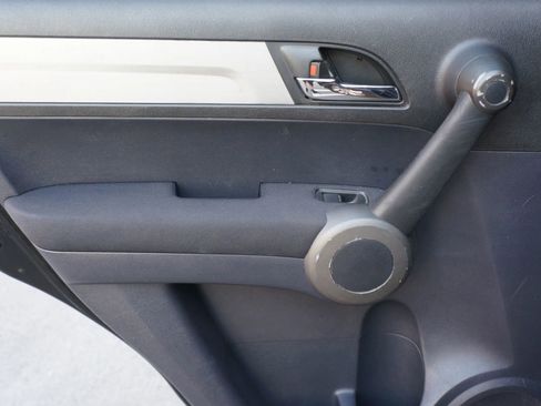 Used 2010 Honda CR-V LX image 24