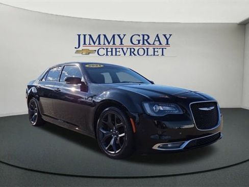 Used 2021 Chrysler 300 S image 1