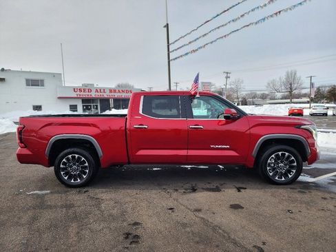 Used 2024 Toyota Tundra Limited image 8
