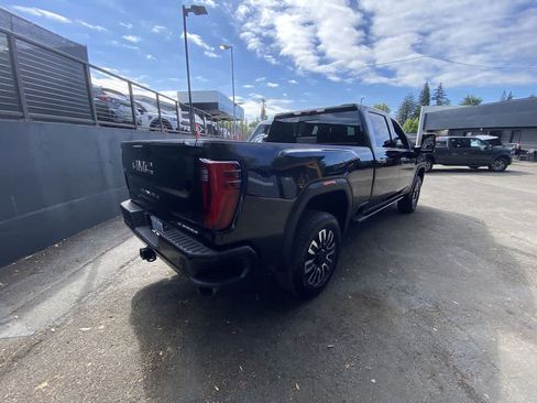 Used 2024 GMC Sierra 2500 Denali Ultimate AWD/4WD image 6