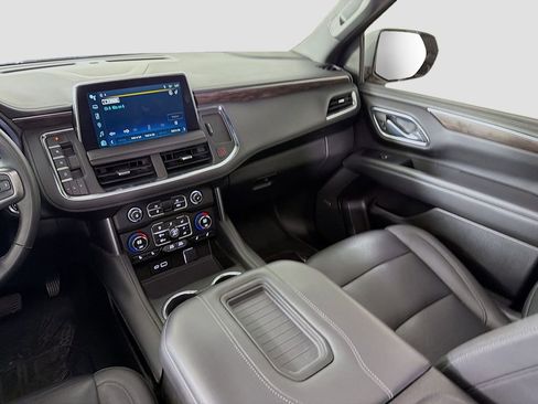 Used 2023 Chevrolet Tahoe Z71 w/ Luxury Package image 28