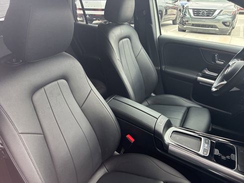 Used 2025 Mercedes-Benz GLA 250 4MATIC image 20