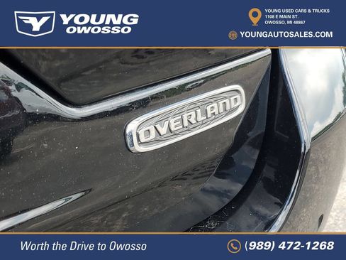 Used 2022 Jeep Grand Cherokee Overland w/ Luxury Tech Group IV AWD/4WD image 36