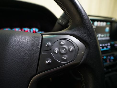 Used 2018 Chevrolet Silverado 1500 LTZ w/ Sport Package AWD/4WD image 18