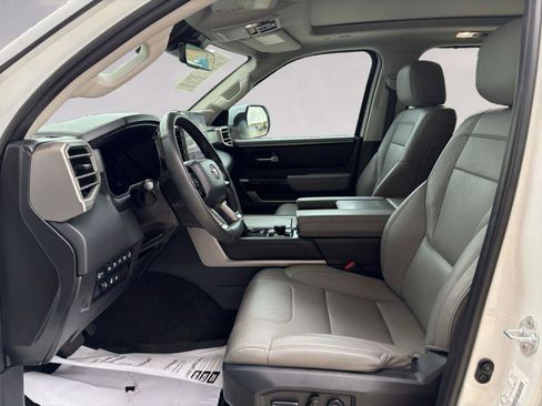 Used 2023 Toyota Sequoia Limited AWD/4WD image 9