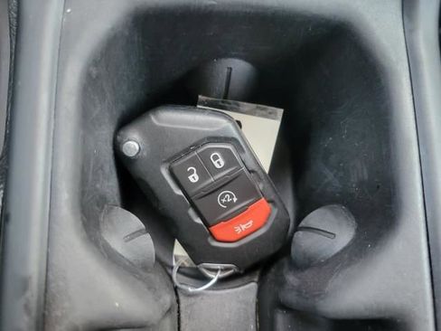 Used 2023 Jeep Wrangler Sport S image 36