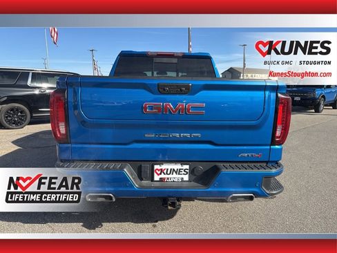 Used 2023 GMC Sierra 1500 AT4 w/ AT4 Premium Package image 10