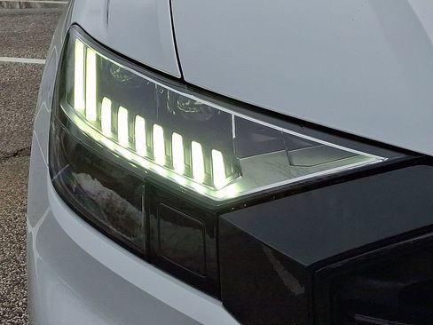 Certified 2023 Audi Q8 Premium Plus w/ Premium Plus Package image 9