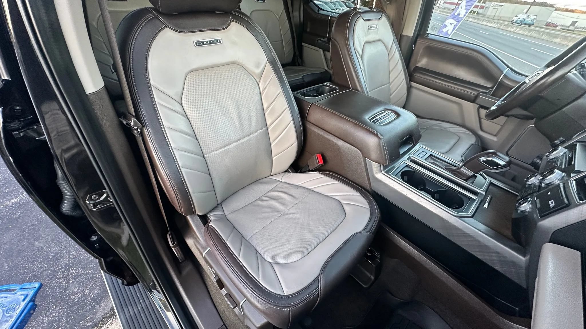 Used 2019 Ford F150 Limited w/ Trailer Tow Package AWD/4WD image 26