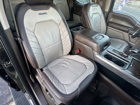 Used 2019 Ford F150 Limited w/ Trailer Tow Package image 26